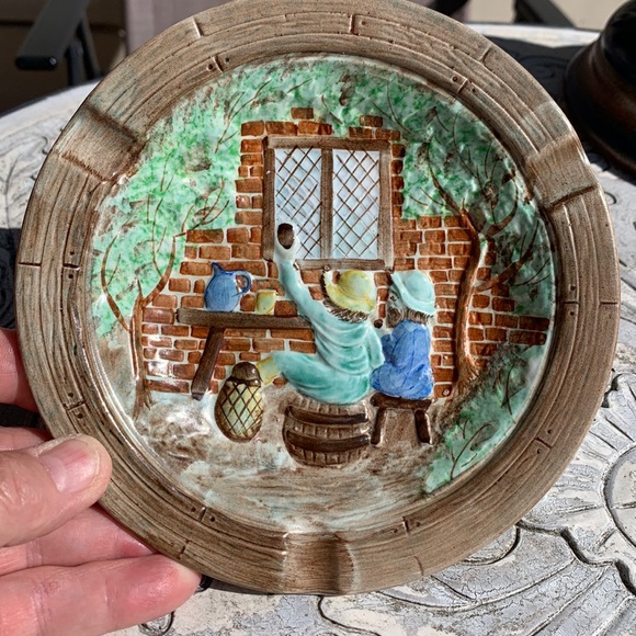 Vintage English Tobacco Collectible Hand Painted Pottery Tavern Ashtray - Picture 2 of 5